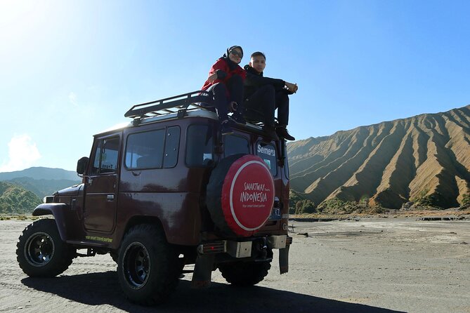 1 Day - Bromo Sunrise Romantic Breakfast // 00.30 - 13.00 - Love Hill and Widodaren from 6:30 to 8:00