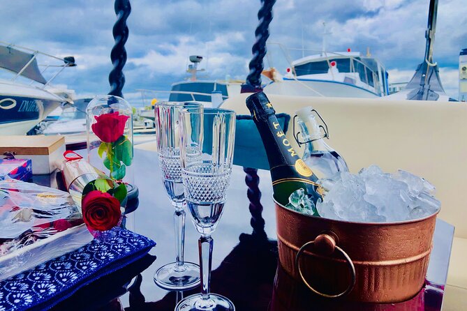 1 Hour Private Romantic Gondola Cruises in Banksia Beach - What the Private Setting Adds