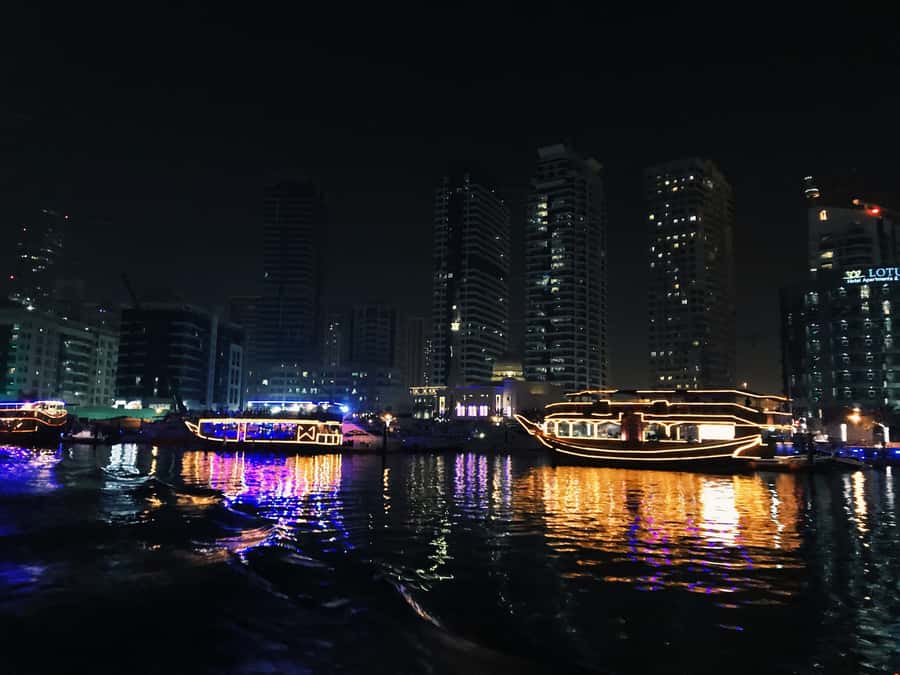 2-Hrs Private Romantic Sunset Cruise with Sushi and Drinks - Practical planning for the best evening