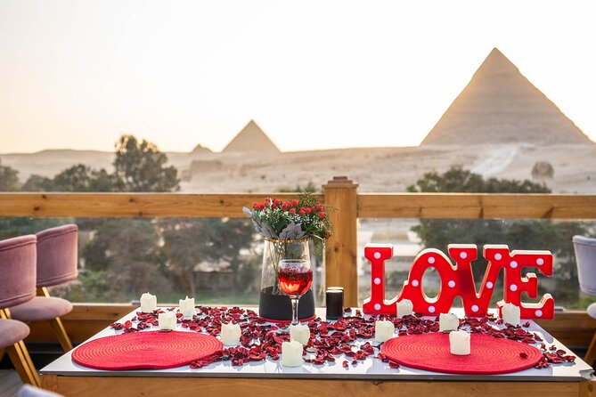 4-Hours Private Dinner at Great Pyramid Inn With Pyramids View - What happens from hotel pickup to the rooftop