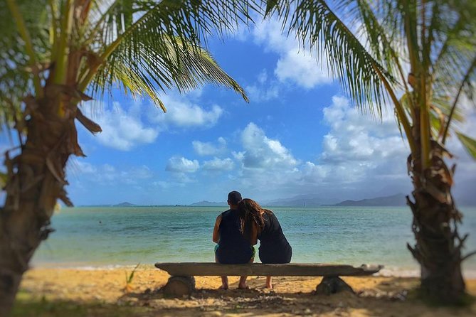 5 Hour Romantic Hawaii Jeep Tour - What the guides add to the day