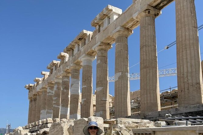 6-Hour Private Luxury Tour in Athens: Exclusively for couples - The changing of the guard at the Unknown Soldier
