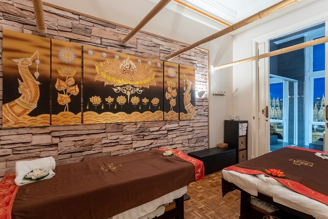 60 min Couple's Massage to choose and 30 min Floral Bath at THAI SPA MASSAGE - Who Will Appreciate This Experience Most