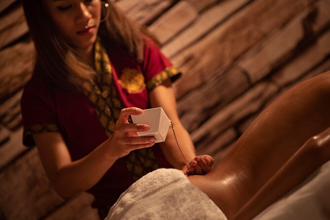 60 min Couple's Massage to Choose and 30 min Floral Bath THAI MASSAGE ALURA - Is $324.41 per person good value?