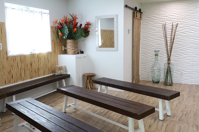 77 Sign & Go Wedding at Hawaiian Wedding Chapel - Who should choose another wedding option