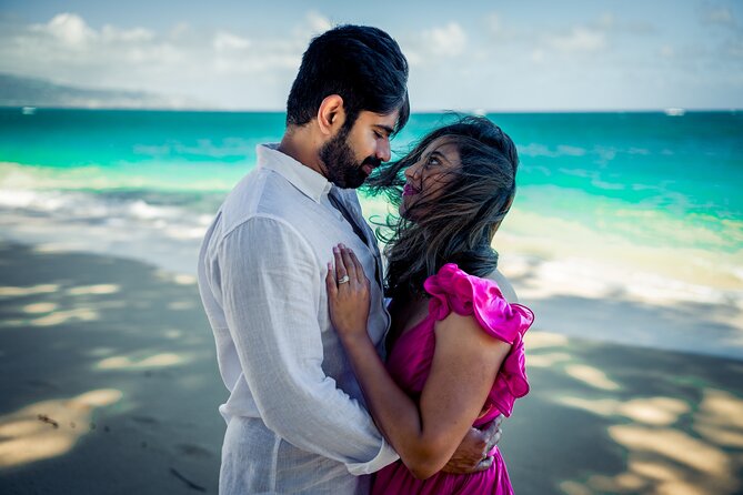 A Romantic Photoshoot for 2 in Maui - Why Ulua Beach makes a practical photo setting