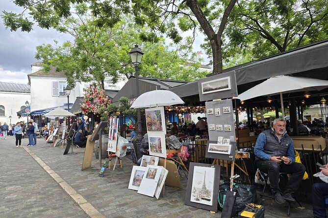 A Tapestry of Art and Romance in Montmartre - Bateau-Lavoir and the artists of Montmartre