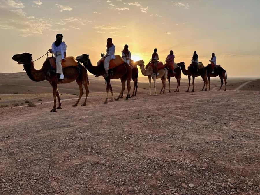 Agafay tour Quade Bike, Sunset and Romantic Dinner Show - Why this Agafay evening works