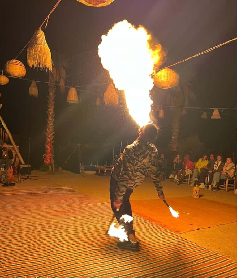 Agafay tour Quade Bike, Sunset and Romantic Dinner Show - Dinner under canvas at the desert camp