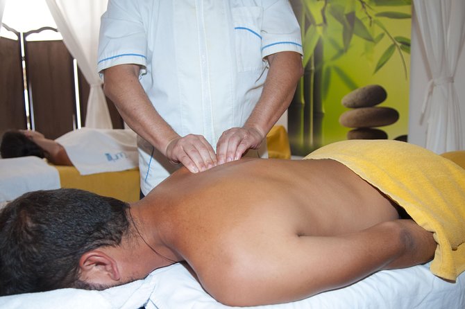 Akrotiri: Couples' Aromatherapy Massage - A Couples Massage in Quiet Akrotiri