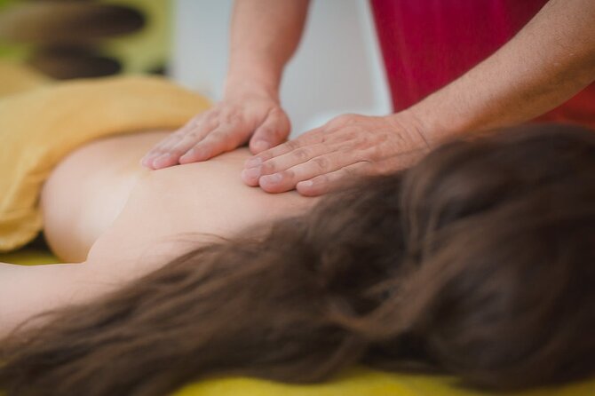 Akrotiri: Couples' Aromatherapy Massage - Why Couples Often Choose This Treatment