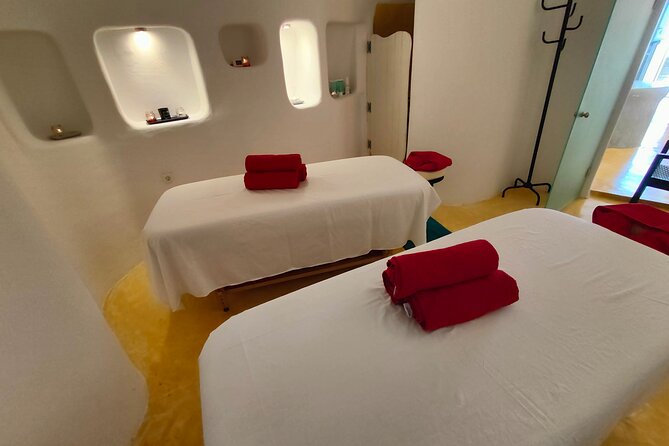 Akrotiri: Couples Massage & Pool Day Access - A couples spa break in Akrotiri