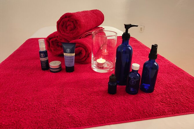 Akrotiri: Couples Massage & Pool Day Access - What the facilities include