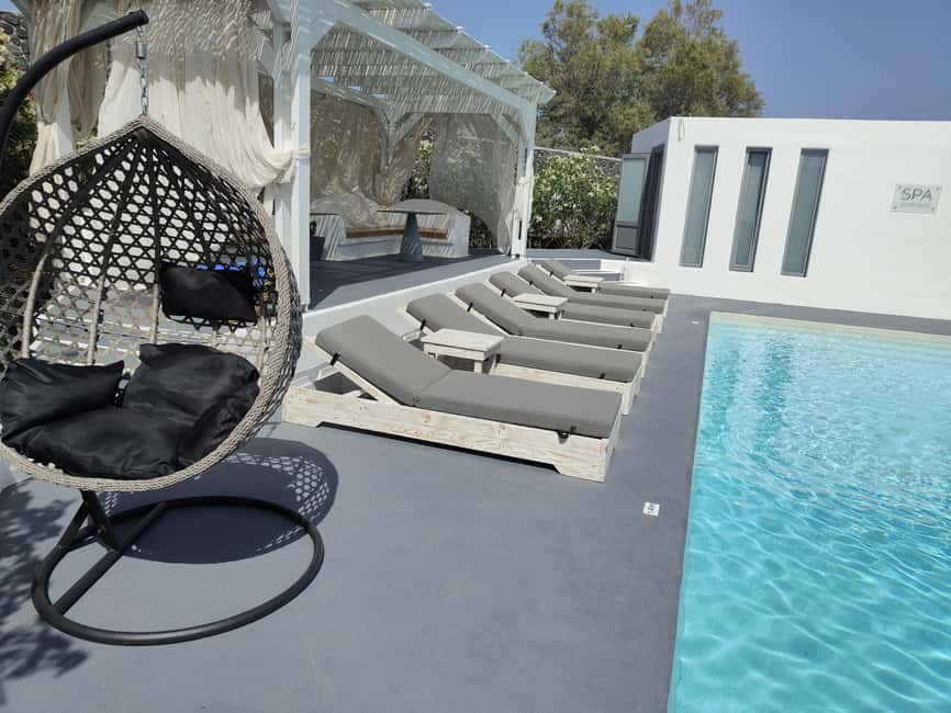 Akrotiri:Departure Day Spa Experience Couples Massage & Pool - Pool time first, massage later