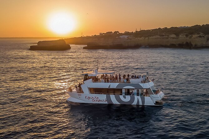 Albufeira: 6-Hour Sunset Dinner Catamaran Cruise with Open Bar - Is $85.28 a fair price?