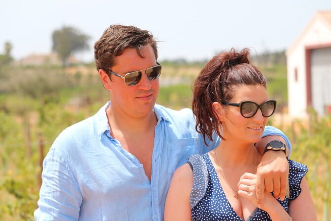 Algarve Romantic Vineyard Picnic in Carvoeiro - The vineyard visit and the wine-making story