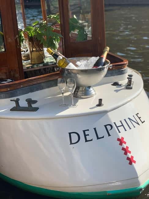 Amsterdam: Private Dinner Cruise (4pers) with Guide - Boarding beside H’ART Museum