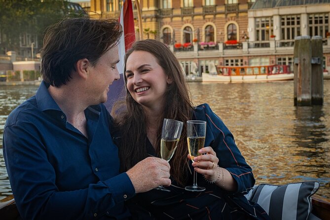 Amsterdam Private Dinner Cruise incl Drinks & 2-course Dinner 2hr - Drinks included, champagne extra