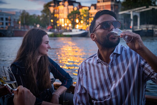 Amsterdam Private Dinner Cruise incl Drinks & 2-course Dinner 2hr - The captain can shape the whole evening