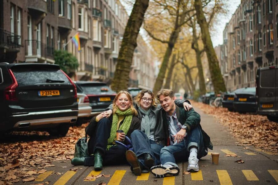 Amsterdam: Private Photoshoot for Couple, Family, or Solo - Who will get the most from this Amsterdam session