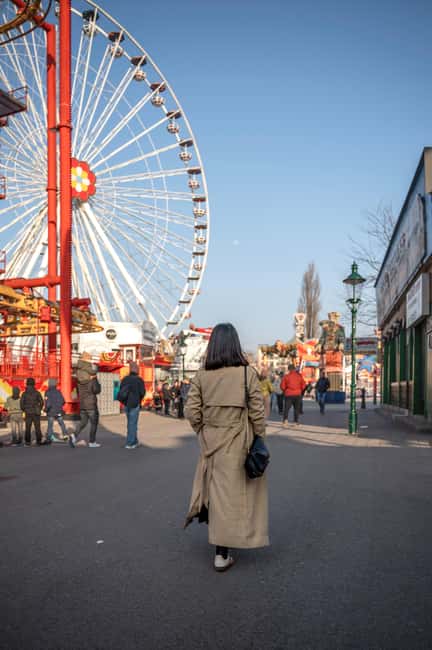 Anniversary & Destination Wedding Photo-shoot in Vienna - Why natural guidance makes a difference