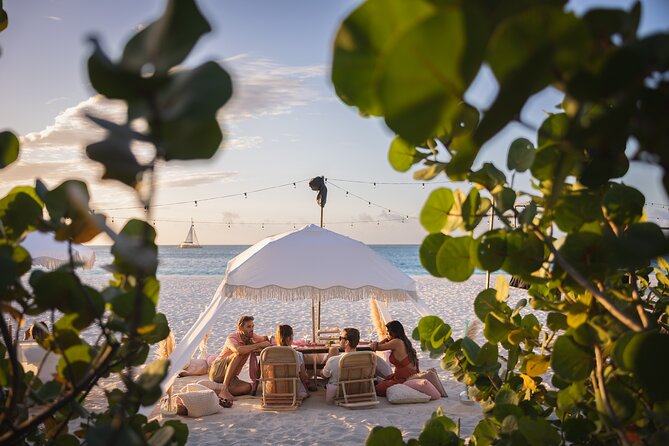 Aruba Romantic Sunset Photoshoot & Beach Picnic in Luxury Cabana - Why the cabana matters