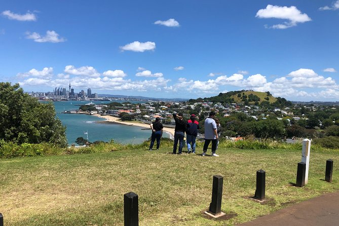 Auckland City Private Tour for Couples. Be chauffeur driven with added extras. - Devonport is the tour’s most relaxed stop