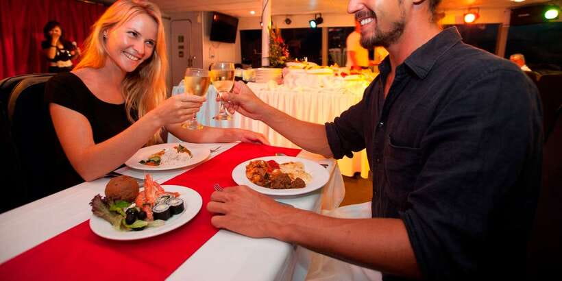 Bali/Benoa: Sunset Dinner Cruise with Show and Live Music - Who will enjoy this cruise most