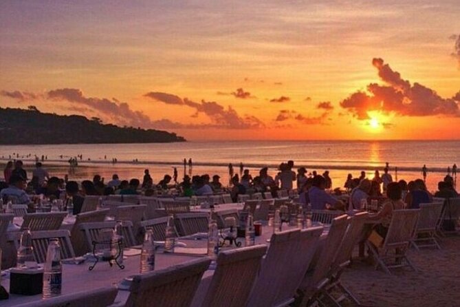 Bali Romantic Seafood Dinner under sunset jimbaran Beach - Jimbaran Beach is the star of the evening
