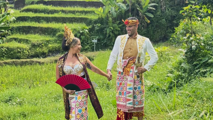 Bali:Traditional Wedding Photoshoot with the Rice Field View - Timing, pickup, and the U Fun Field schedule