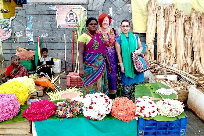 Big Fat Indian Wedding, shopping & bazaar walking tour in Chennai - Timing, transport, and walking comfort