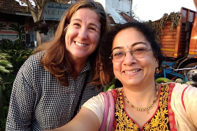 Big Fat Indian Wedding, shopping & bazaar walking tour in Chennai - Who will get the most from this walk