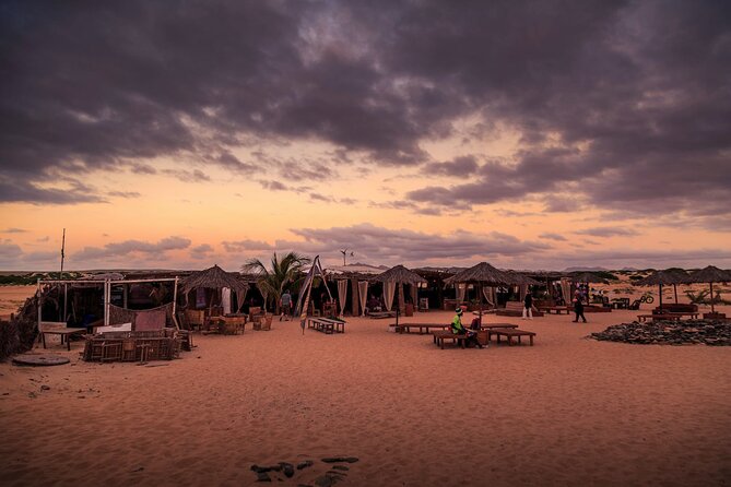 Boa Vista Sunset Dinner with Live Music - Live music with sand between your toes