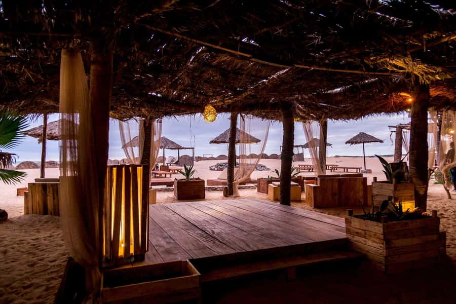 Boa Vista Sunset Dinner with Live Music - Who will enjoy this evening most?