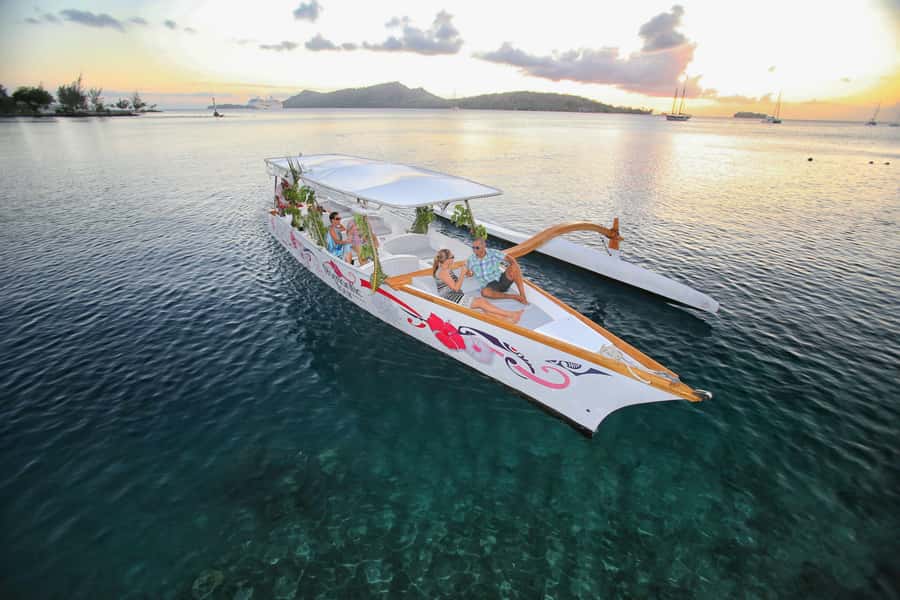 Bora Bora: Combo Sunset Cruise & Romantic Dinner at St James - A sunset cruise with dinner waiting in Vaitape