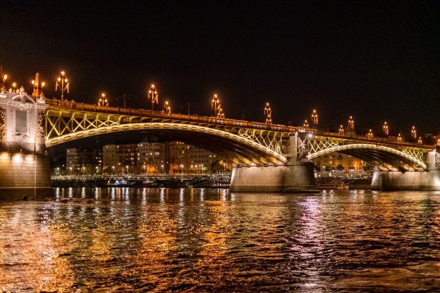 Budapest: Candlelit Dinner River Cruise with Live Music - Parliament from the river
