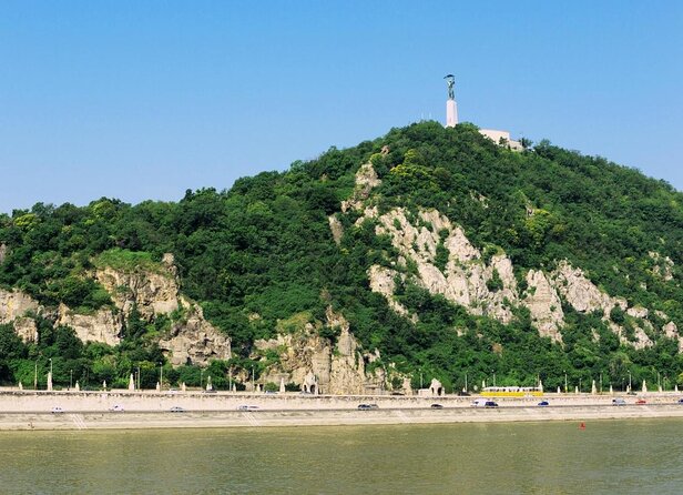 Budapest Romantic Private Tuk Tuk Tour - Key points at a glance