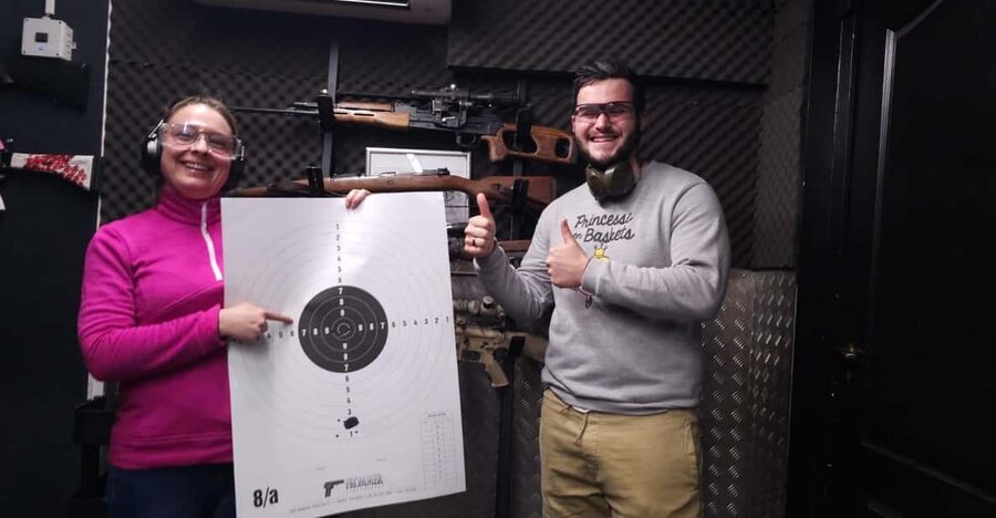 Budapest: Shooting Experience for Couples, The Perfect Date - Who should book this couples activity?