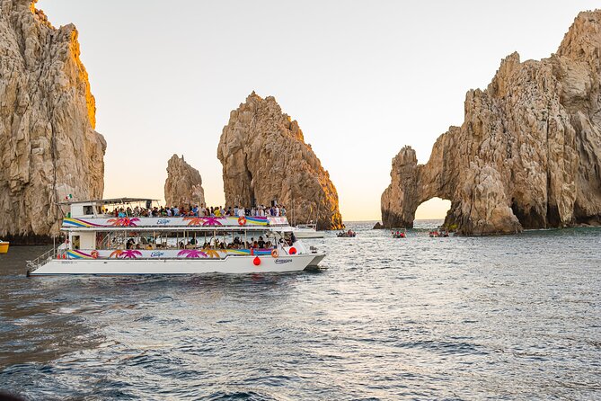 Cabo Sunset Dinner Cruise: Fajitas, Lands End and Party - What to bring and how to use your time
