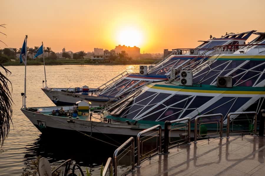 Cairo: Nile Sunset Dinner Cruise, Show & Optional Transfer - What the three-hour Cairo evening really looks like