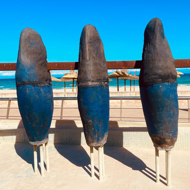 Cala Millor: AdventureDate, fun game, city walk for couples - Language options and a real translation warning