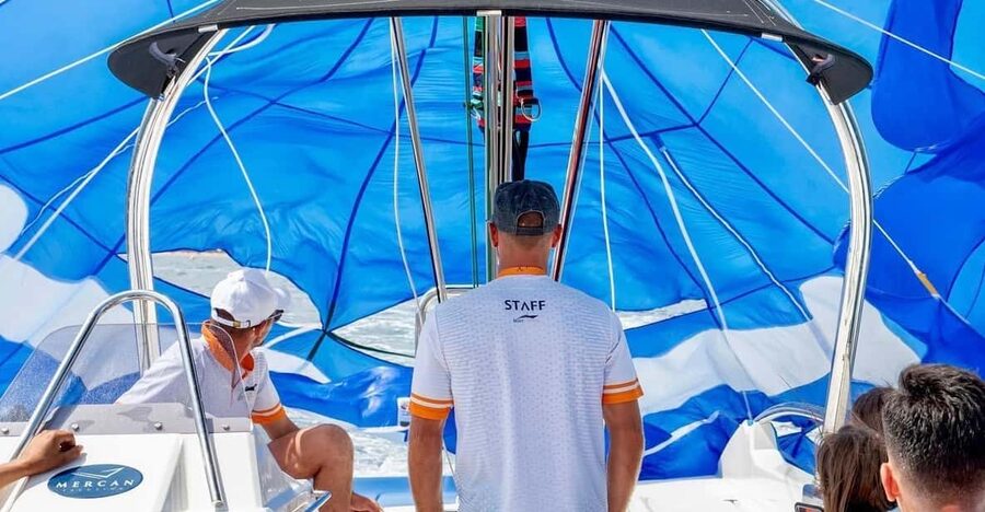 Cannes: Parasailing Experience for Couples, Family & Friends - Who Will Enjoy This Most