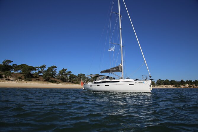 Cascais Romantic Luxury Private 2h Cruise with sparkling wine - Leaving Cascais Marina
