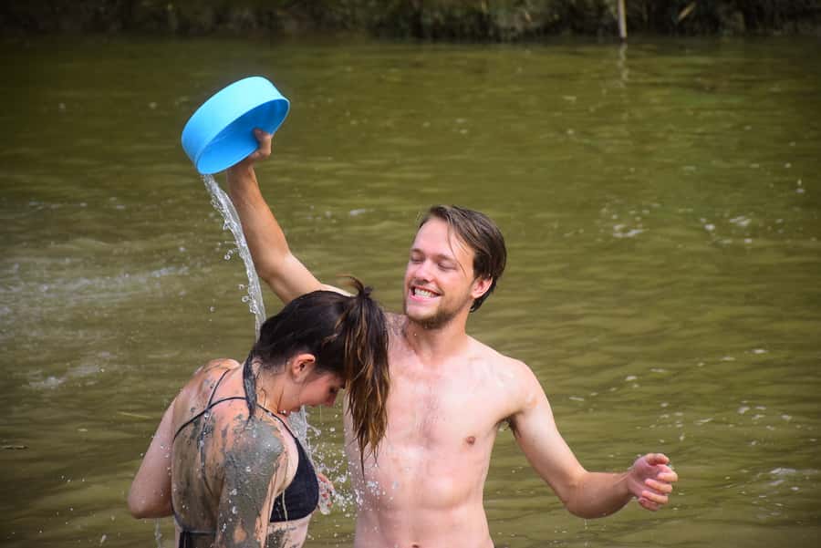 Chiang Mai: Private Elephant Care Experience for Couples - Mud bathing and playing with the elephants
