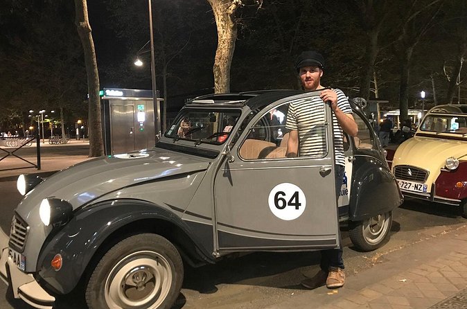 Christmas illuminations in 2CV - With 2 Presents (Food + goodies) - Rue Notre-Dame and the Chartrons