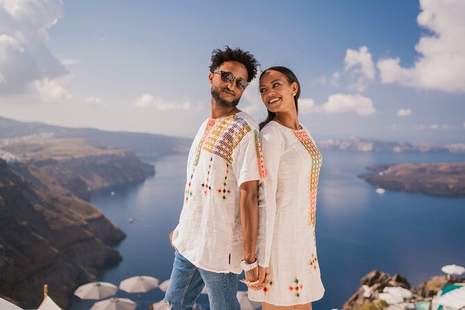 Couple and Family Photoshoot Experiece in Santorini - Key points to know before booking