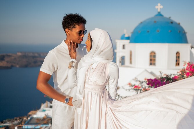 Couple and Family Photoshoot Experiece in Santorini - Starting at AnogiΗμεροβιγλι 0