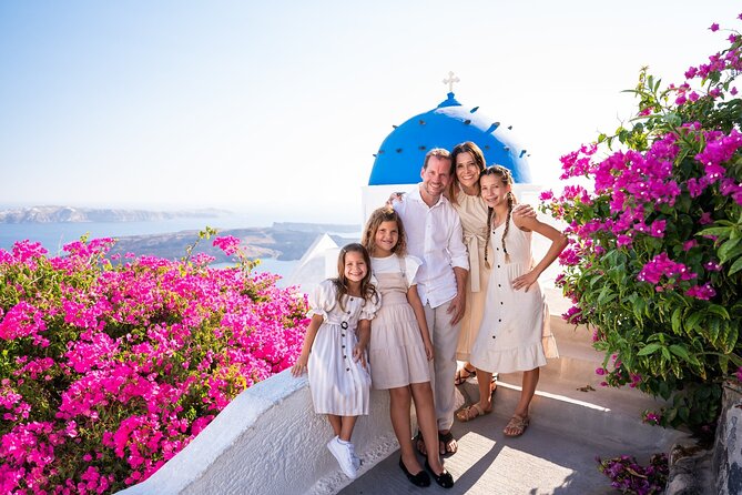 Couple and Family Photoshoot Experiece in Santorini - Why the private format matters at $60.13 per person