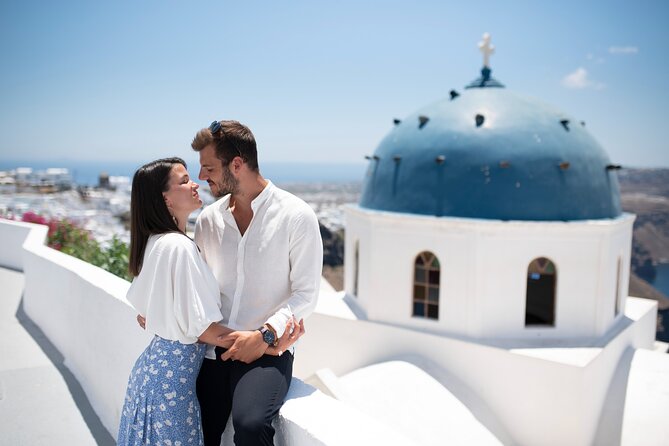 Couple and Family Photoshoot Experiece in Santorini - Walking through Santorini’s white houses