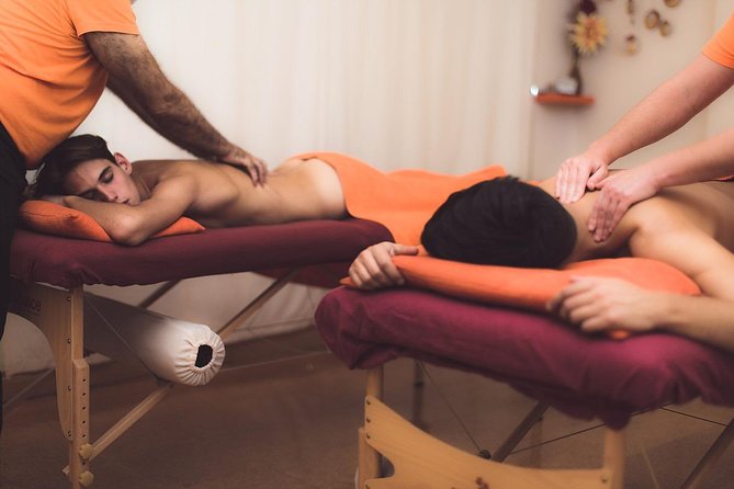 Couple Massage 80 minutes - Arriving at MasVital on Arabial